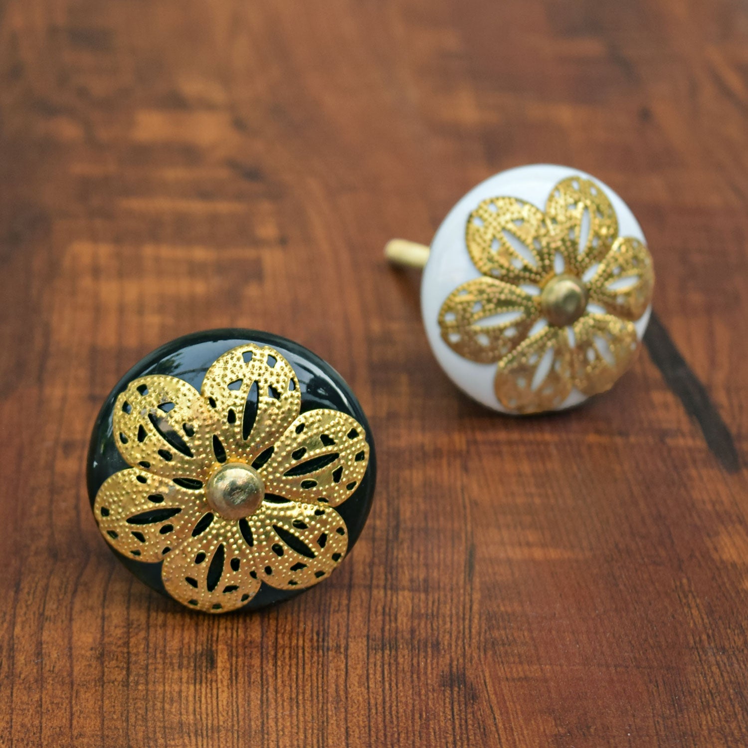 Ornara Gold Filigree Ceramic Cabinet Dresser Knob Ornara Gold Filigree Ceramic Cabinet Dresser Knob