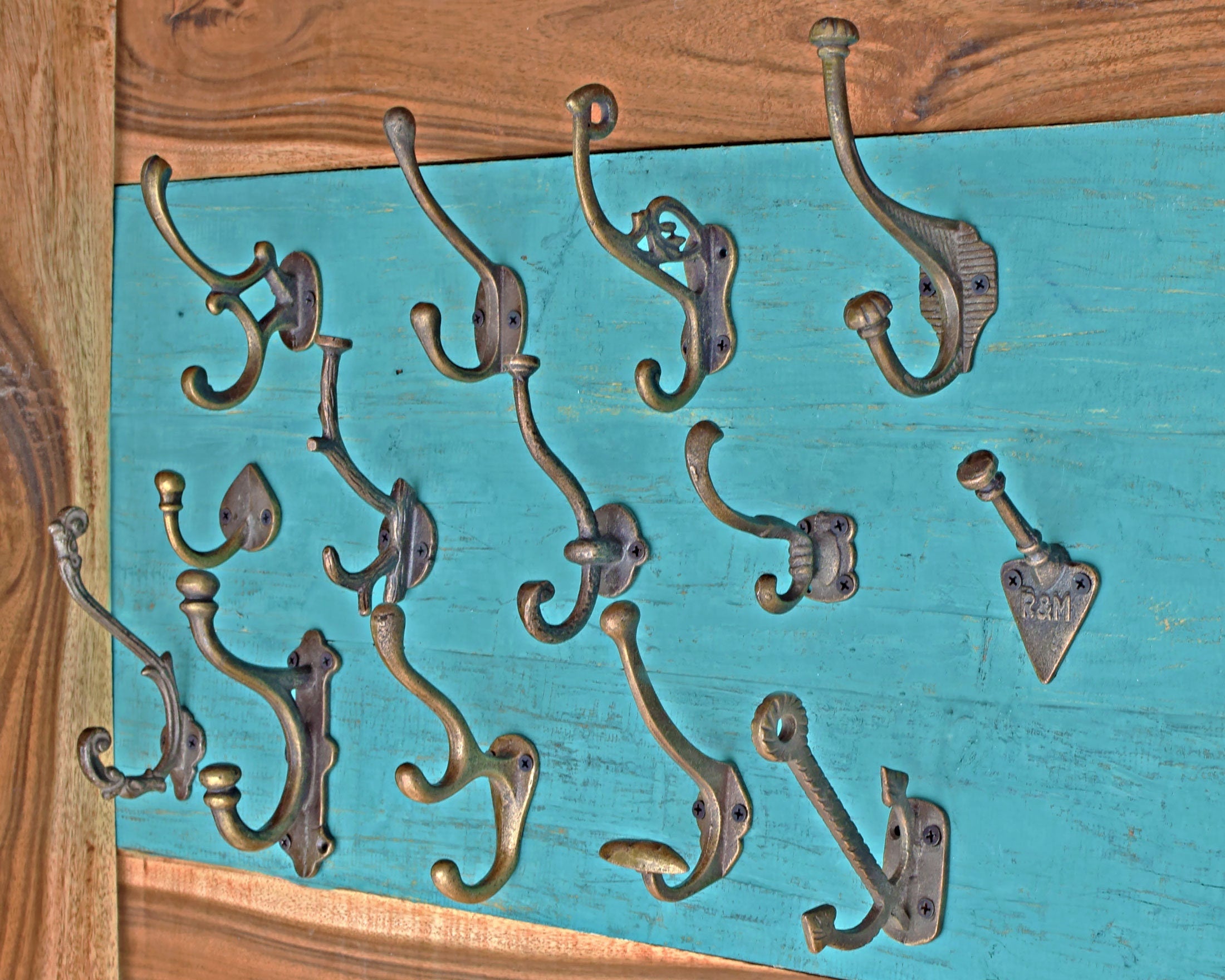 Antique Decorative Wall Hooks, 2 Pieces Vintage Style Cast Iron